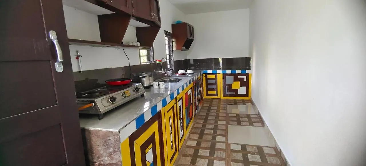 Johns Villa Szultán Bathery Homestay szállás