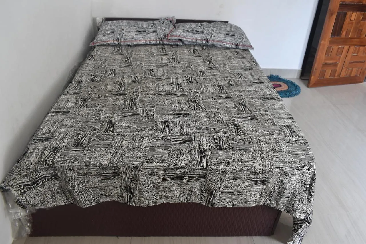 Johns Villa Szultán Bathery Homestay szállás